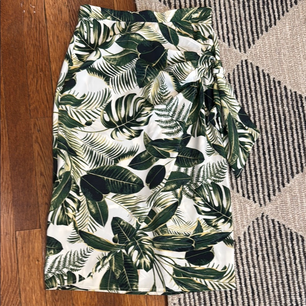 Tropical Leaf Print Wrap Skirt